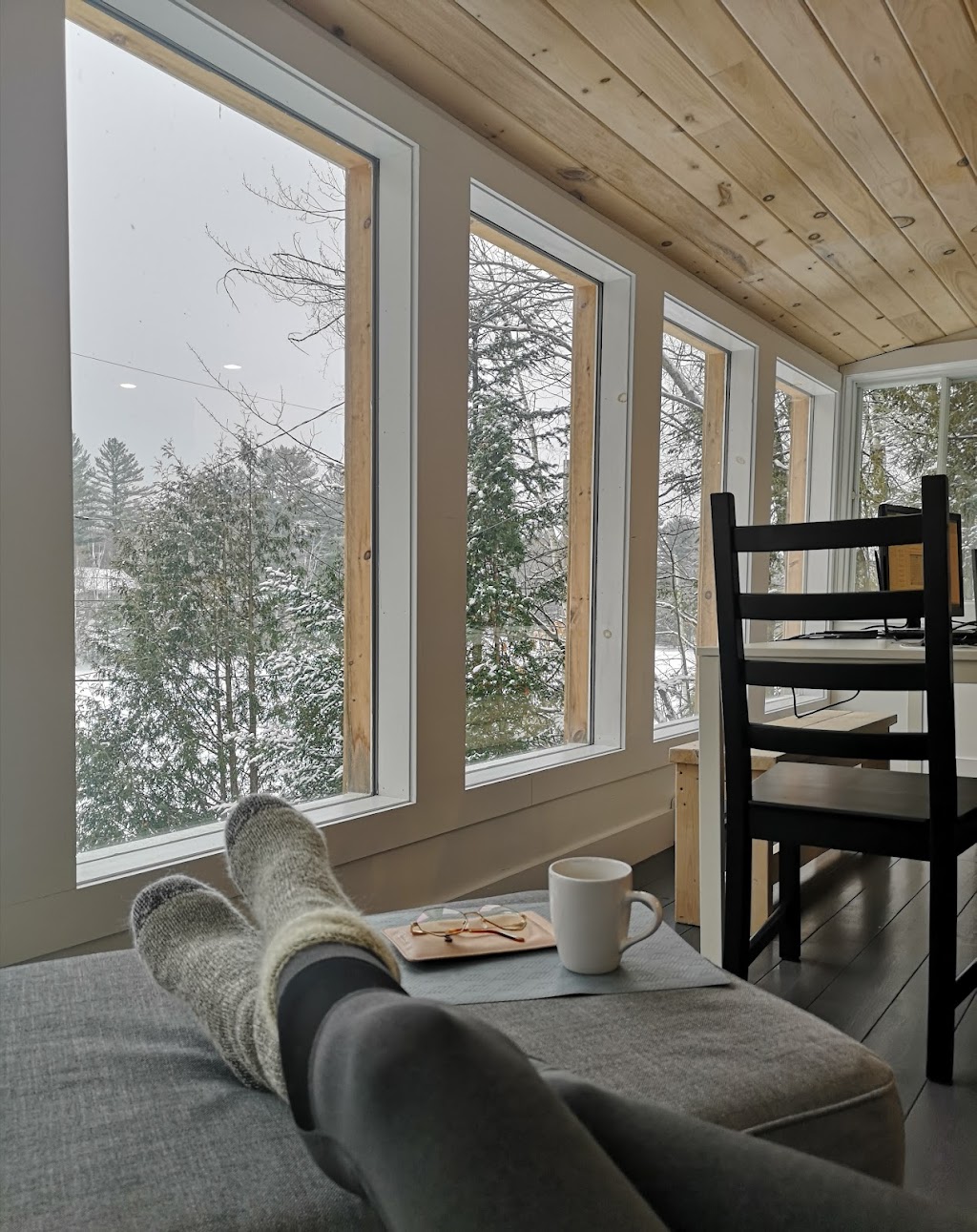 Chalets Chez lécureuil rêveur | 412 Rue du Lac Desnoyers, Saint-Calixte, QC J0K 1Z0, Canada | Phone: (514) 589-3465