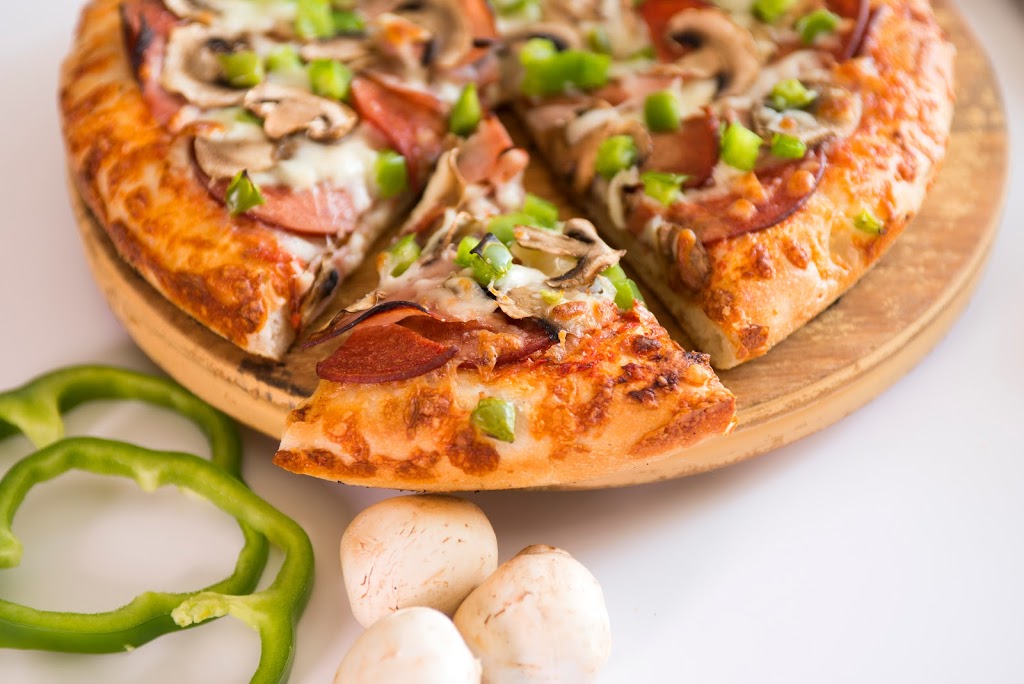 Pizza 38 & Chesters Fried Chicken | 5403 38 Ave NW, Edmonton, AB T6L 6W7, Canada | Phone: (780) 485-0038