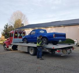 Lovedays Towing | 10147 Wellington Rd, St Thomas, ON N5P 2K7, Canada | Phone: (519) 631-3620