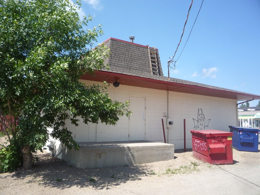 The Red Convenience Store | 5201 48 St, Stony Plain, AB T7Z 1E6, Canada | Phone: (780) 983-3851