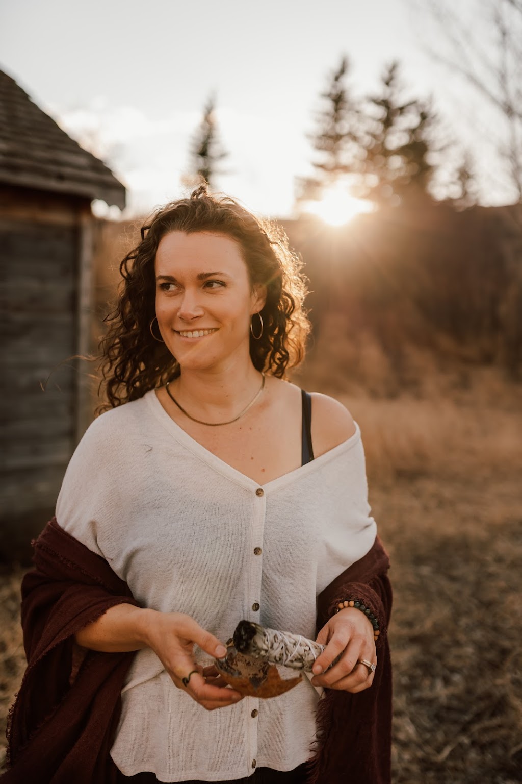 Danielle MacWhirter-Find Your Spark | 133 Crystal Shores Manor, Okotoks, AB T1S 2H6, Canada | Phone: (587) 435-8211