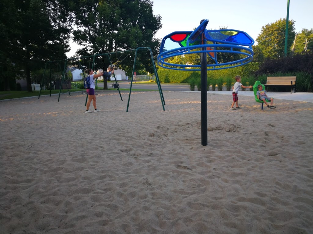 Parc Sentinelle | 45°4120. 73°5313., 0 Avenue 6, Laval, QC H7H 2L8, Canada