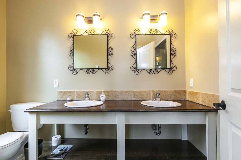 Blue View Chalets | Units # 1-8, 104 Brooker Blvd, The Blue Mountains, ON L9Y 3Z2, Canada | Phone: (416) 203-2057