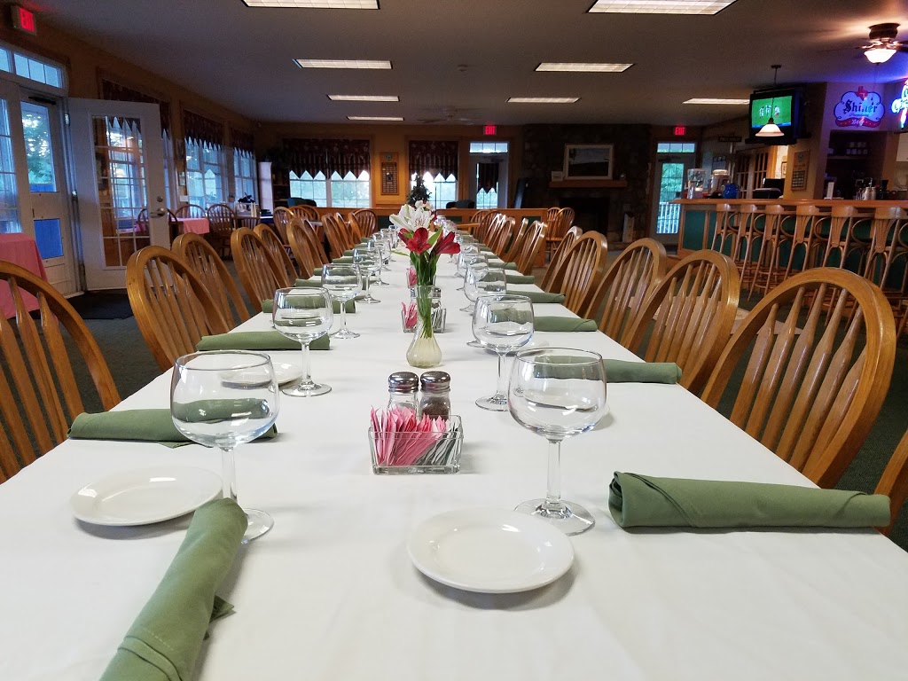 19th Hole Bar & Grill / Wunderbar & Island Catering | 230 VT-129, Alburg, VT 05440, USA | Phone: (802) 796-3586 ext. 3