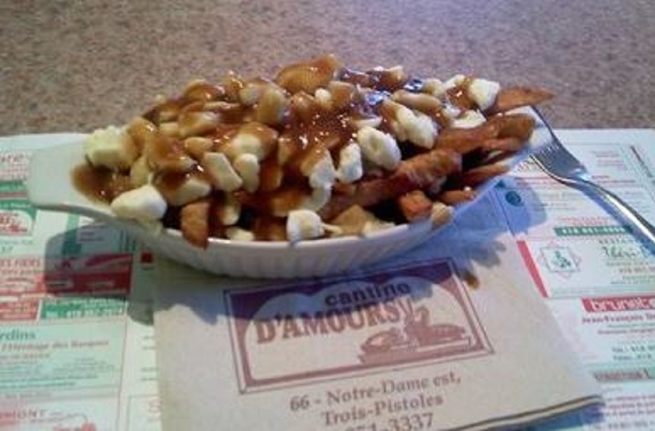 Cantine DAmours | 66 Rue Notre Dame E, Trois-Pistoles, QC G0L 4K0, Canada | Phone: (418) 851-3337