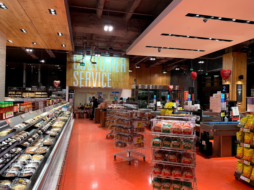 Loblaws | 845 Park Royal N #861, West Vancouver, BC V7T 1H9, Canada | Phone: (604) 922-1902