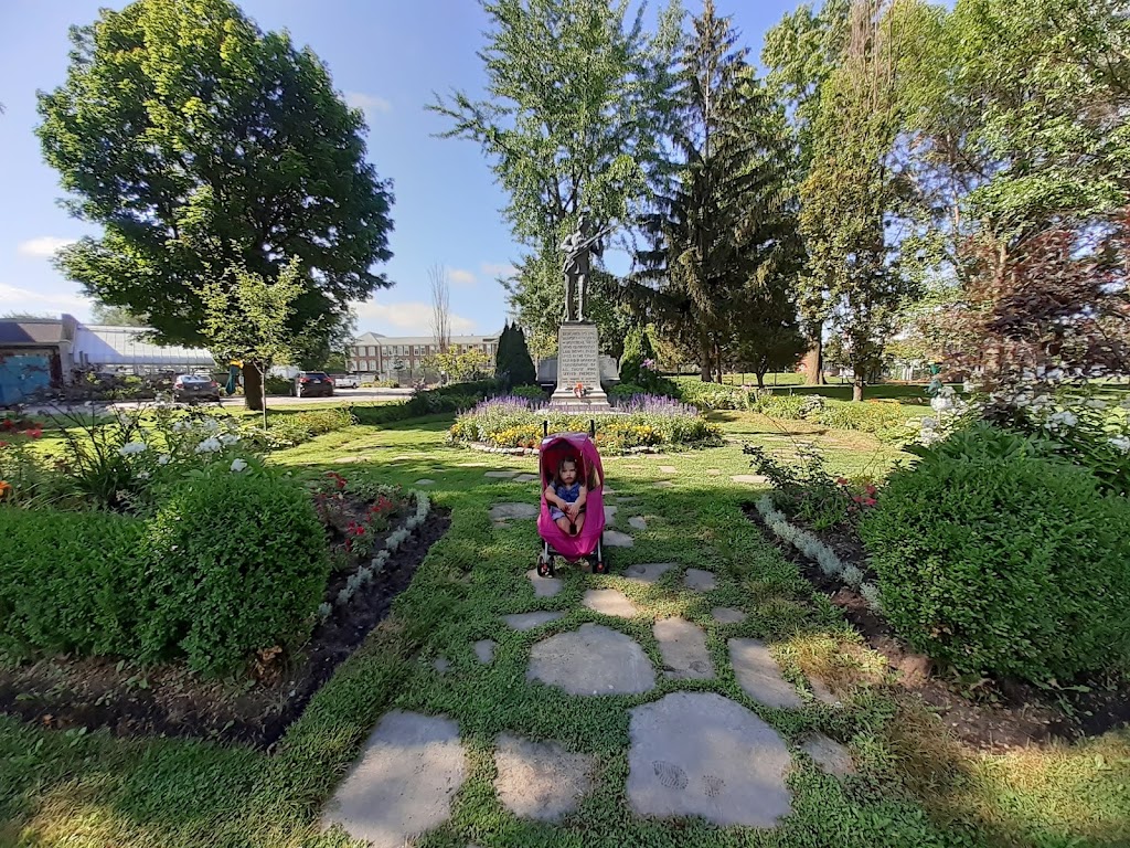 Davies Park | avenue, and Aislie, Westminster Ave S, Montreal West, QC H4X 1Y5, Canada | Phone: (514) 485-8597