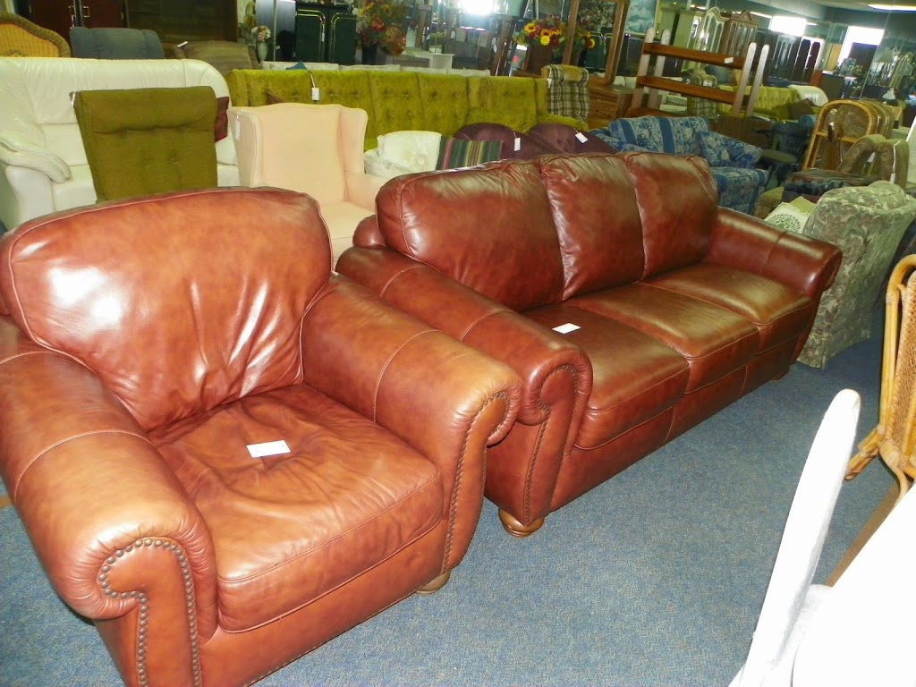 West Coast Resale | 6315 Metral Dr, Nanaimo, BC V9T 2L9, Canada | Phone: (250) 933-1155