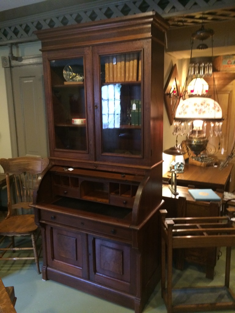 Archers Antiques | 24 White Crescent, Bragg Creek, AB T0L 0K0, Canada | Phone: (403) 949-3655