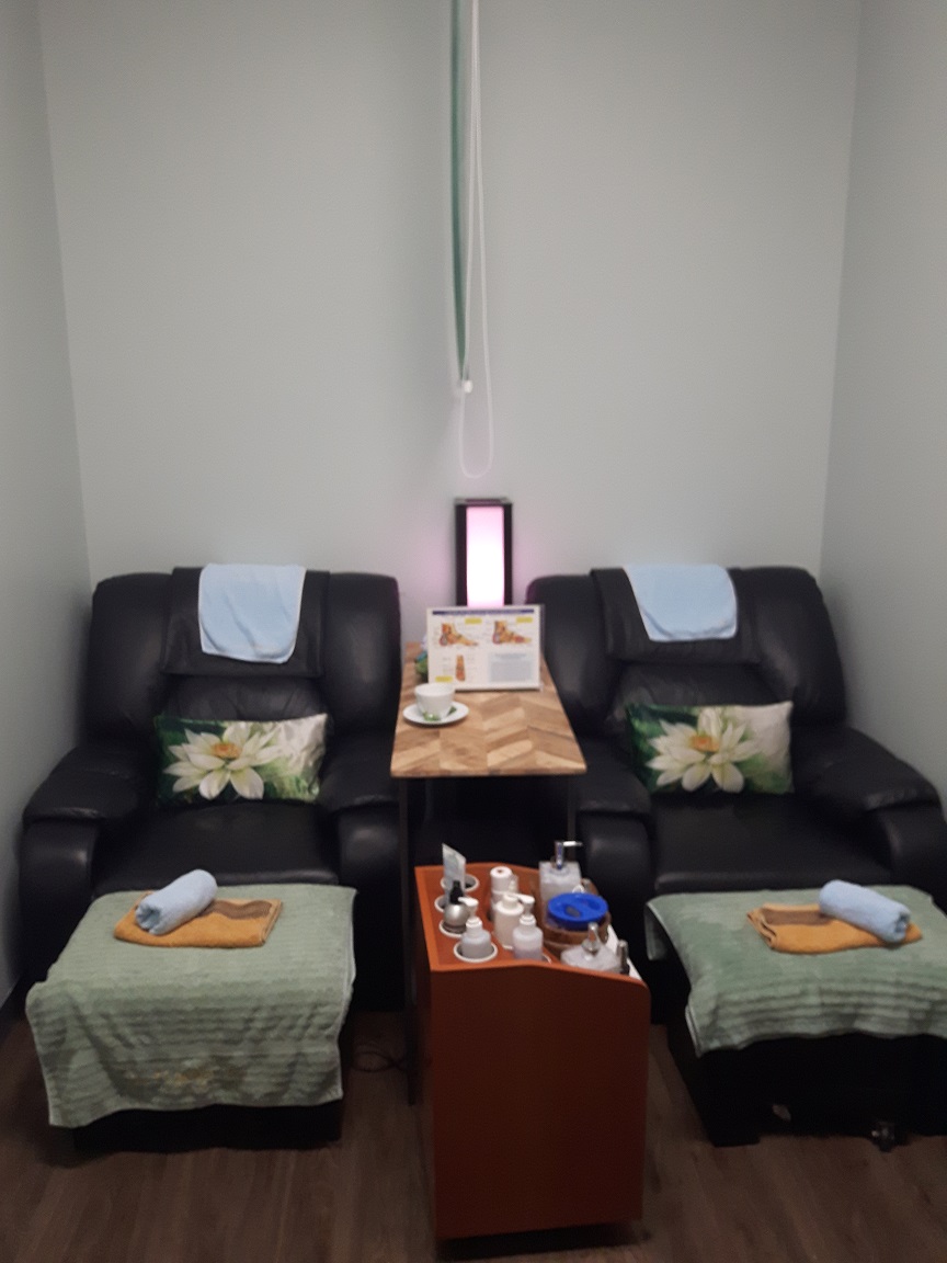 Be Pampered Spa | Across from Denningers, 700 Guelph Line, Burlington, ON L7R 3M8, Canada | Phone: (905) 632-6789