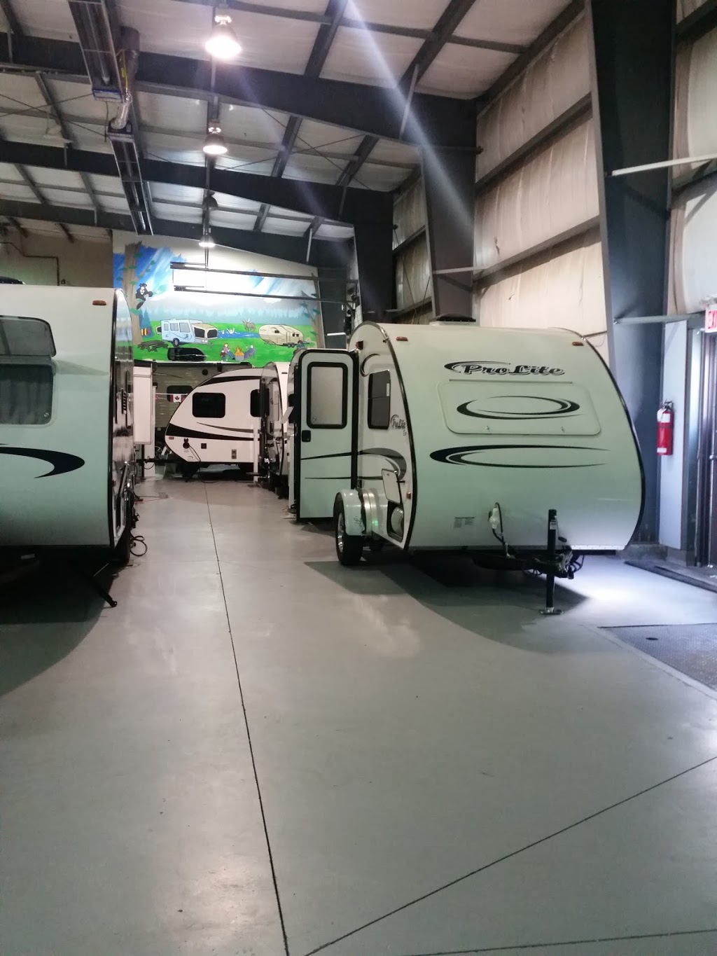 Racetrack RV - Sales Department | 262055 Balzac Blvd, Balzac, AB T4B 2T3, Canada | Phone: (403) 226-4444