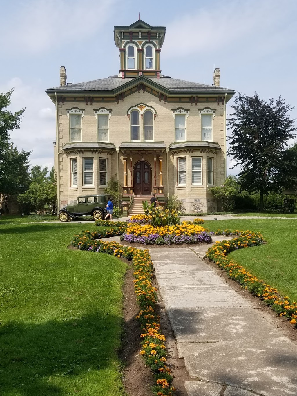 Castle Kilbride | 60 Snyders Rd W, Baden, ON N3A 1A1, Canada | Phone: (519) 634-8444
