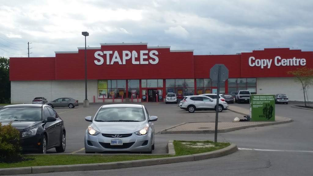 Staples Newmarket | 17810 Yonge St Bldg. A, Newmarket, ON L3Y 8S1, Canada | Phone: (905) 898-3956