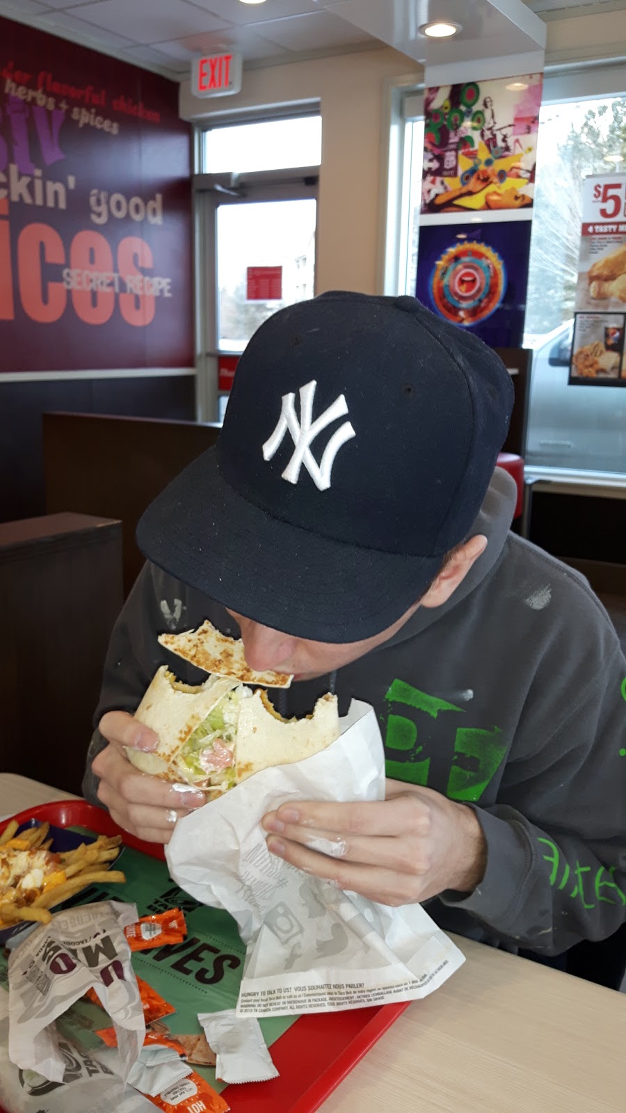 Taco Bell | 15630 87 Ave NW, Edmonton, AB T5R 4G6, Canada | Phone: (780) 448-3850