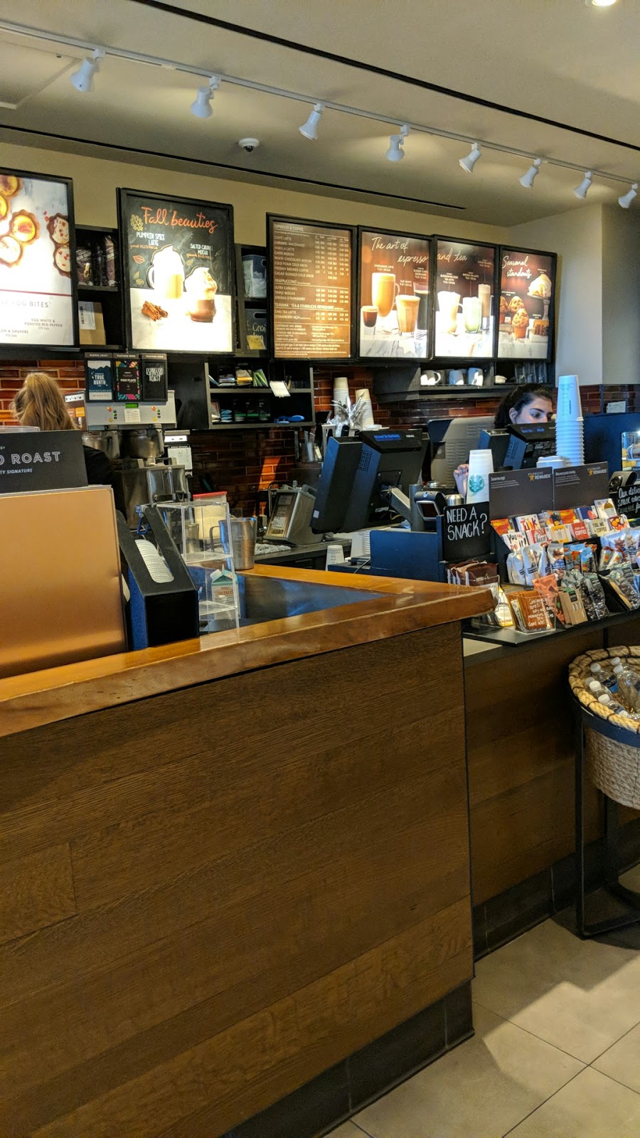 Starbucks | 3059 Wonderland Rd S, London, ON N6L 1R4, Canada | Phone: (519) 649-5467