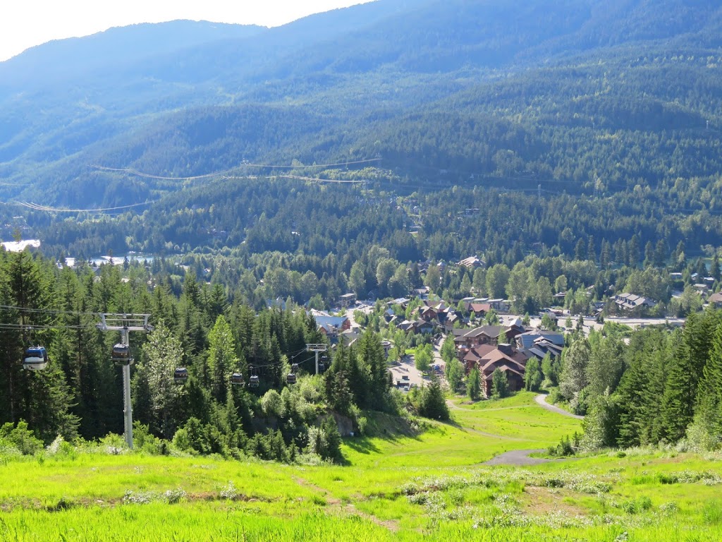 Lodging Ovations | 2036 London Ln, Whistler, BC V0N 1B2, Canada | Phone: (800) 320-0896