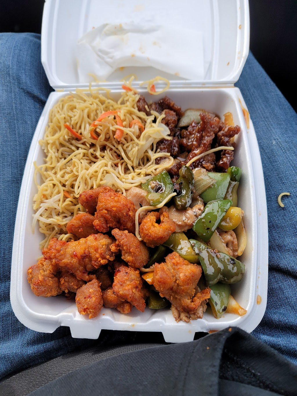 Yummy House Restaurant | 32423 Lougheed Hwy. #109, Mission, BC V2V 7B8, Canada | Phone: (604) 826-2888