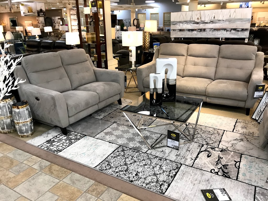 Leons | 3167 N Service Rd, Burlington, ON L7N 3G2, Canada | Phone: (905) 335-1811
