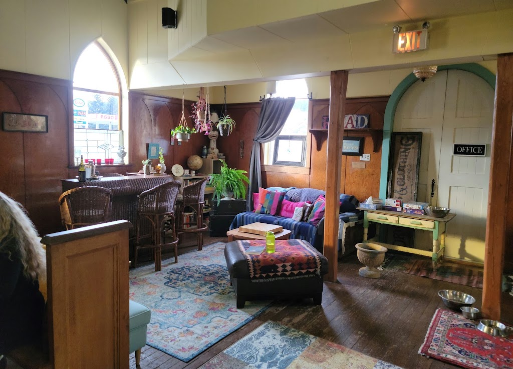 the blackbird | 7914 20 Ave, Coleman, AB T0K 0M0, Canada | Phone: (403) 563-8454