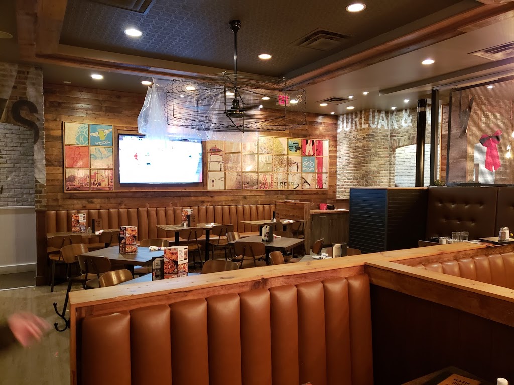 Kelseys Original Roadhouse | 3549 Wyecroft Rd, Oakville, ON L6L 0B7, Canada | Phone: (905) 825-9134