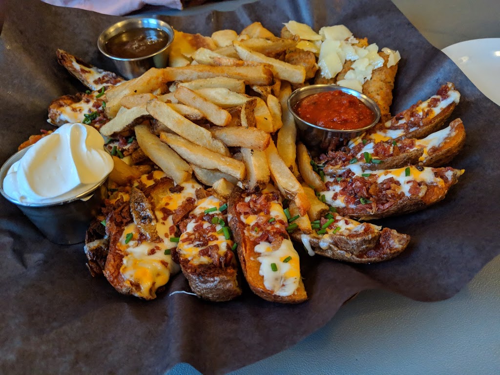 Jesters Court Pub & Eatery | 279 Queen St, Port Perry, ON L9L 1B9, Canada | Phone: (905) 985-2775