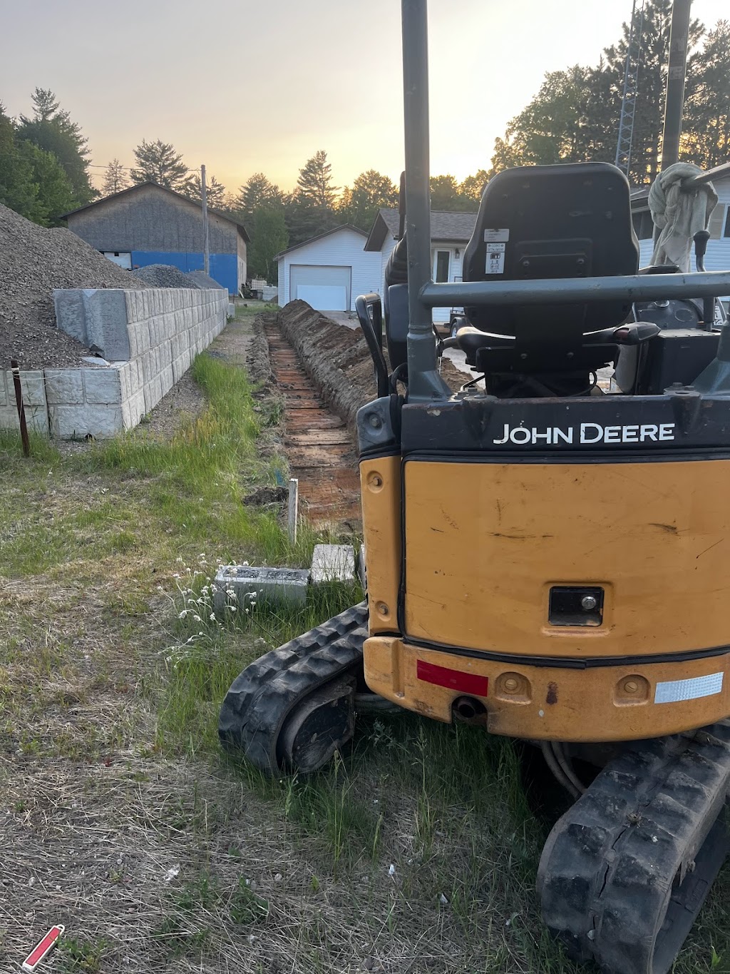 DWL Enterprises Inc. | 32079 ON-17, Chalk River, ON K0J 1J0, Canada | Phone: (613) 281-3478