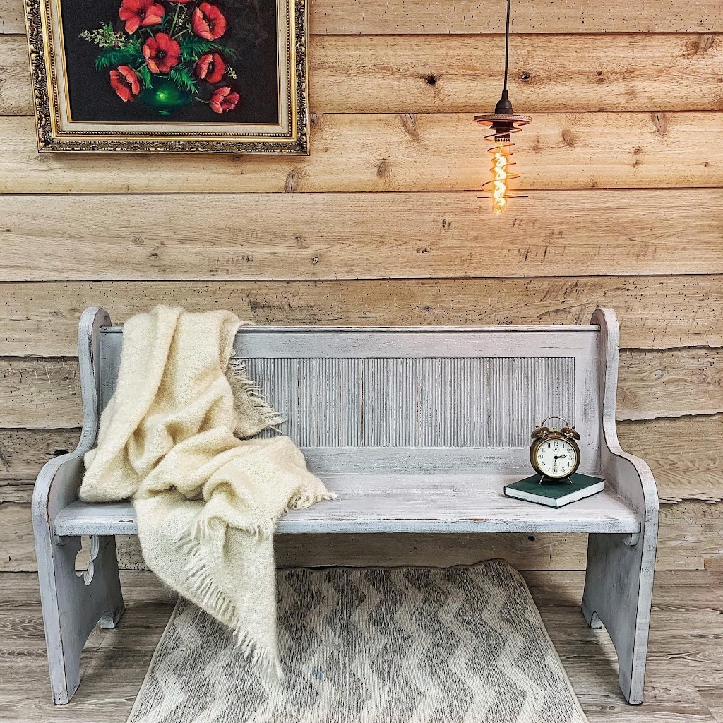 R-usé: Meubles et décorations surcyclés | 30 Rue de Lartisan, Victoriaville, QC G6P 7E4, Canada | Phone: (819) 752-1741