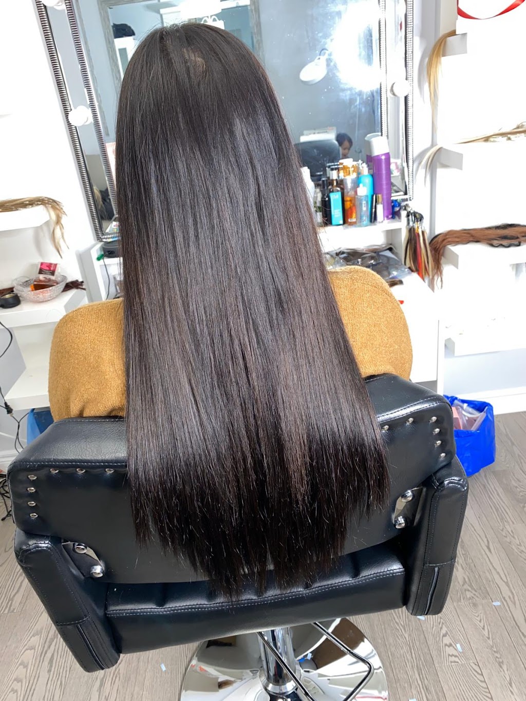 Stunning hair Extensions | 160 Cherryhurst Rd, Oakville, ON L6M 0W1, Canada | Phone: (416) 996-1490