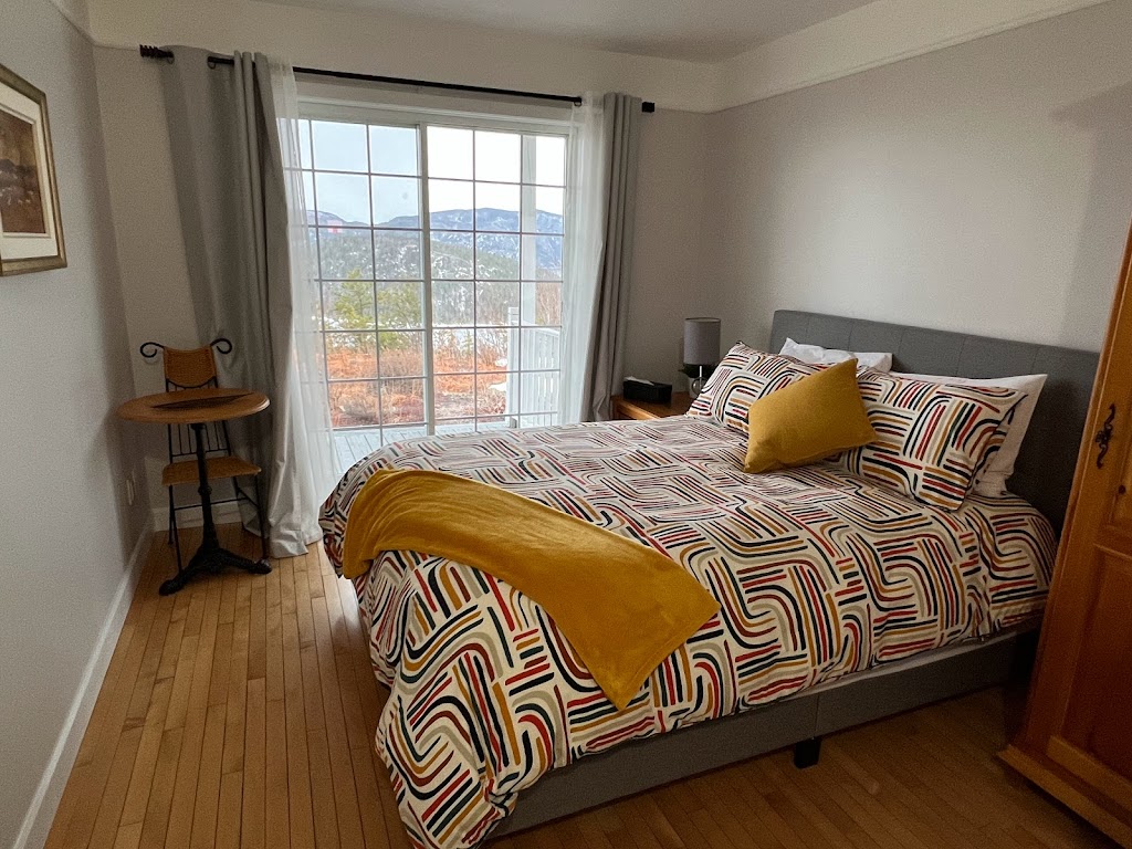 La maison Harvey Lessard | 16 Rue Bellevue, Tadoussac, QC G0T 2A0, Canada | Phone: (418) 590-5026