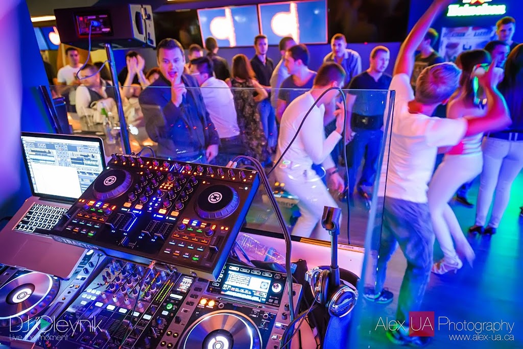 DJ Oleynik Entertainment (toronto dj mc) | 54 Sandwood Dr, Thornhill, ON L4J 8W9, Canada | Phone: (416) 558-9481