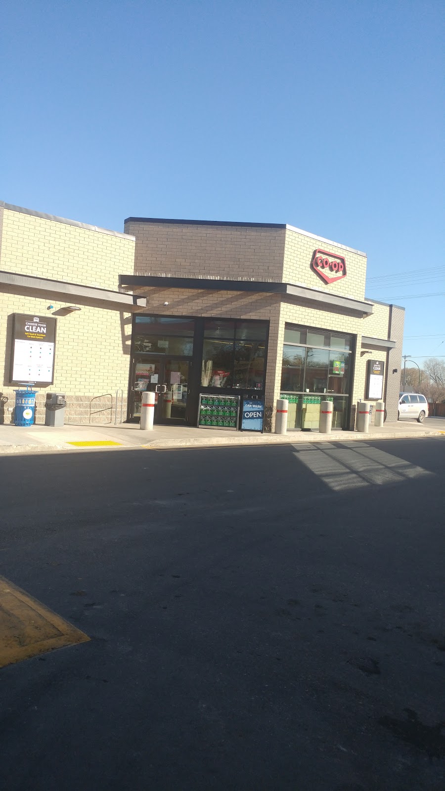 Red River Co-Operative Ltd. | 2251 Ness Ave, Winnipeg, MB R3J 0Z6, Canada | Phone: (204) 831-1695