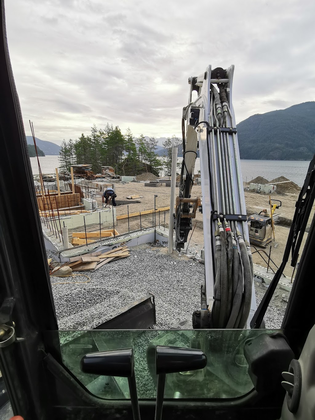 CGJ Land Services | 902 Maskell Rd, Roberts Creek, BC V0N 2W6, Canada | Phone: (604) 989-6151