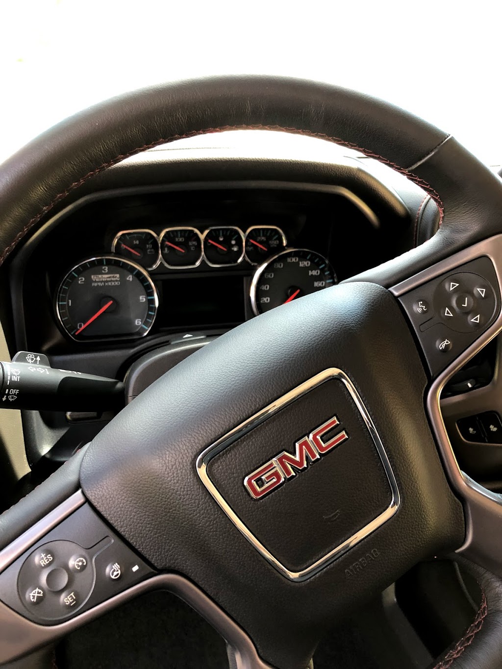 LPB auto detailing | 450 Sienna Crescent, Kitchener, ON N2R 1T9, Canada | Phone: (226) 752-9995