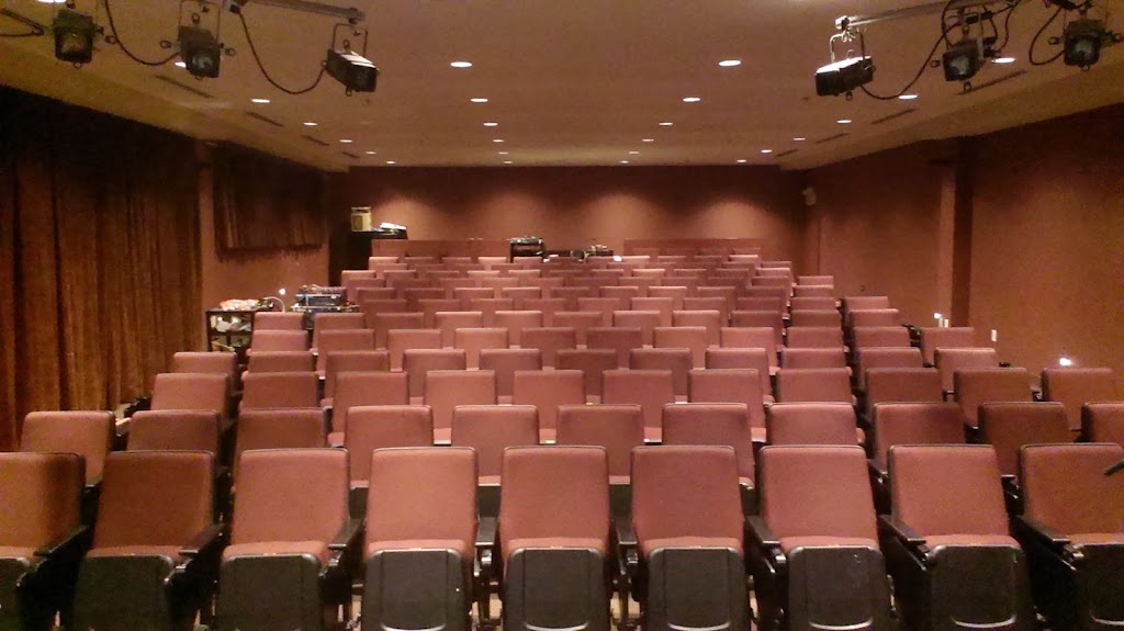 Église baptiste évangélique de Saint-Léonard | Salle Piccolo, 8370 Bd Lacordaire, Saint-Léonard, QC H1R 3Y6, Canada | Phone: (514) 835-3371