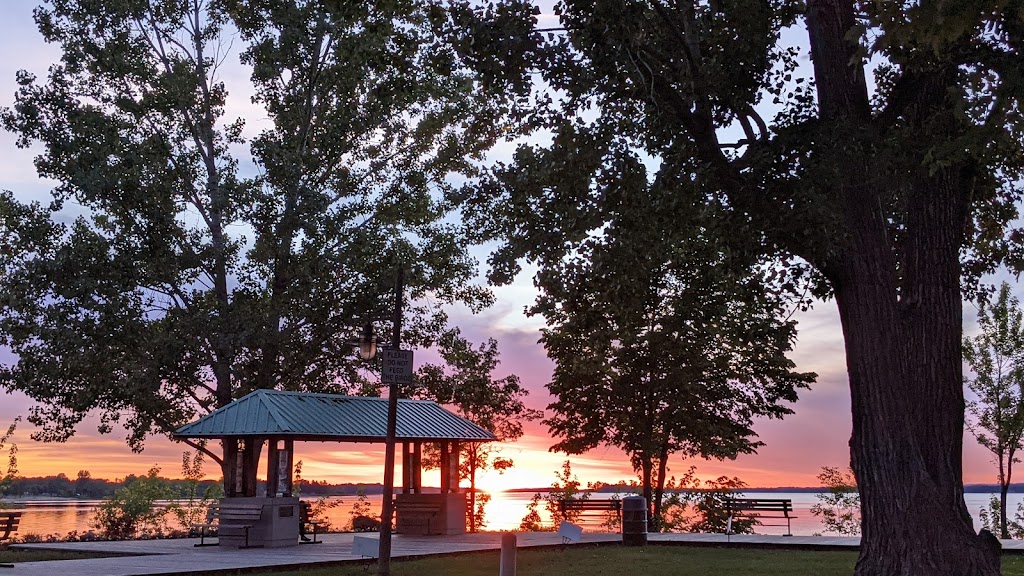Pembroke Waterfront Park | Fred Blackstein Blvd, Pembroke, ON K8A, Canada | Phone: (613) 735-6821