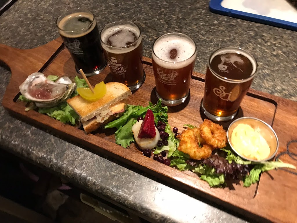 Henley House Pub And Restaurant | 22478 Nova Scotia Trunk 7, Sheet Harbour, NS B0J 3B0, Canada | Phone: (902) 885-3335