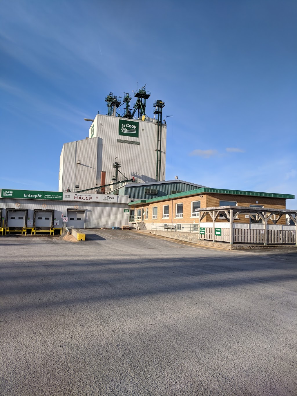 Comax Coopérative Agricole | 15100 Chemin de la Coopérative, Saint-Hyacinthe, QC J2R 1J1, Canada | Phone: (450) 799-3211