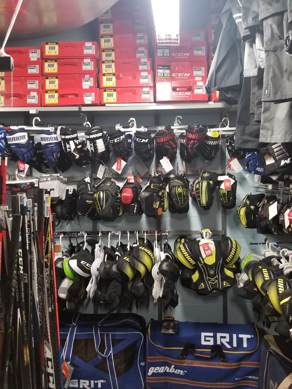 Rink Side Sports | 20 Randy Jones Way, Quispamsis, NB E2E 0B3, Canada | Phone: (506) 848-5913