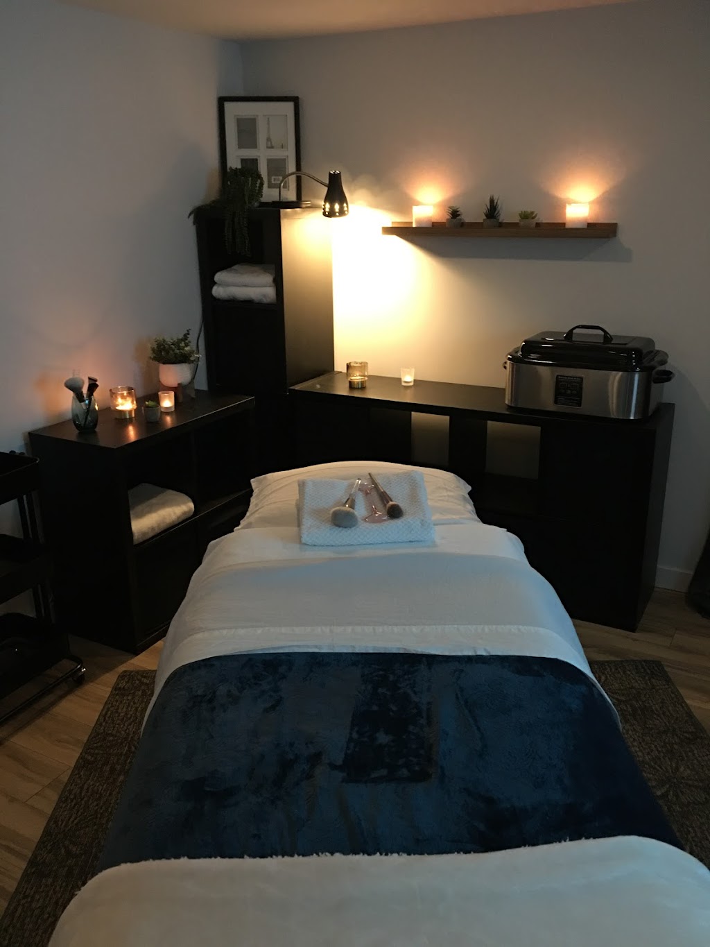 ASMR Day Spa | 359 Dogwood Pl, Duncan, BC V9L 1H5, Canada | Phone: (250) 732-7018
