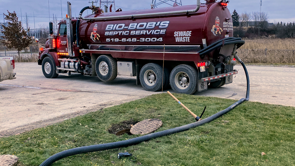 Bio-Bobs Septic Excavating & Pumping Services | 1755 Lonsdale Rd, Breslau, ON N0B 1M0, Canada | Phone: (844) 415-3780