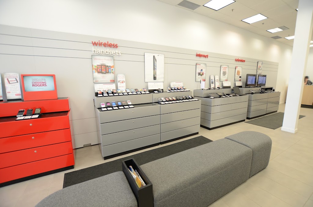 Rogers | 1030 Adelaide St N, London, ON N5Y 2M9, Canada | Phone: (519) 645-2171