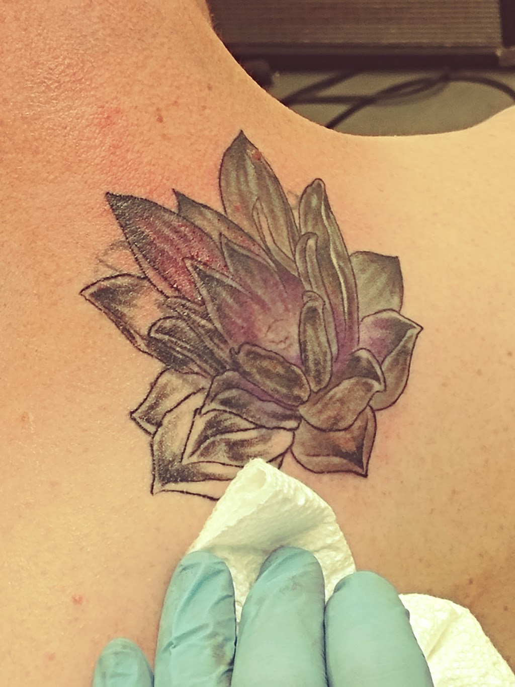 Lucky Lady Tattoo | 5682 3rd Ave, Ferndale, WA 98248, USA | Phone: (360) 384-0519