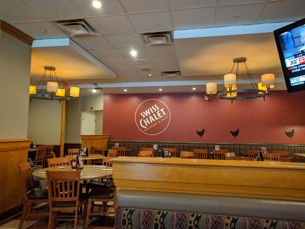 Swiss Chalet | restaurant | 266 Queens Quay W, Toronto, ON M5J 1B5, Canada | 4165967292 OR +1 416-596-7292