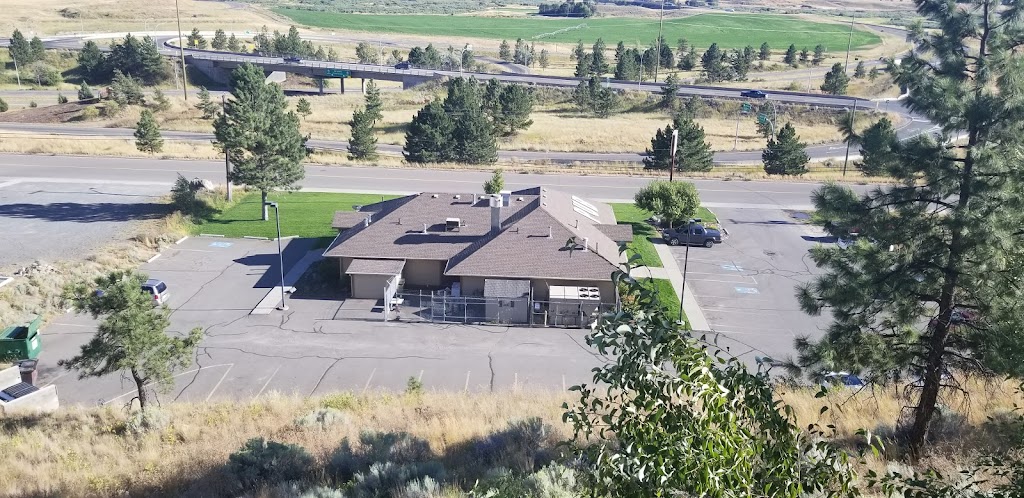 Game On Sports Bar And Grill | 3701 De Wolf Way, Merritt, BC V1K 1C4, Canada | Phone: (250) 315-1022