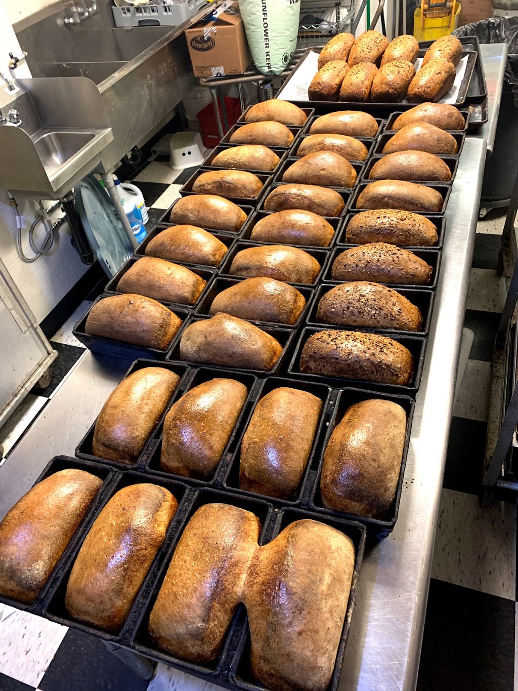 Karens Dreamy Bakeshop | 4021 Macdonald St, Vancouver, BC V6L 2N8, Canada | Phone: (604) 714-1212