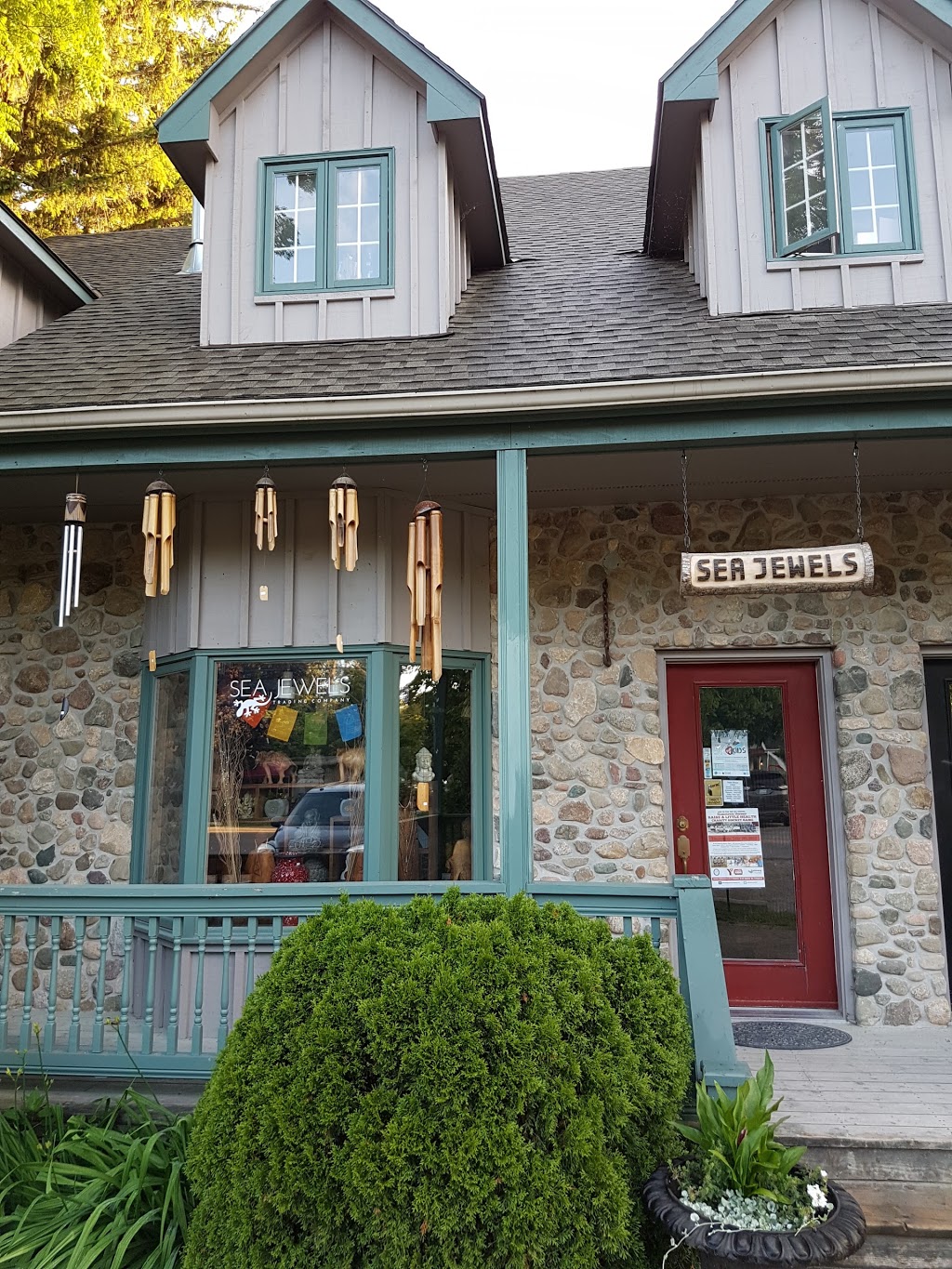 Sea Jewels | 15 Bayfield Main St S, Bayfield, ON N0M 1G0, Canada | Phone: (519) 565-5778