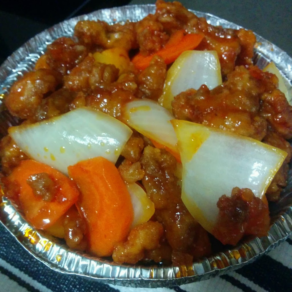 Toi Shan Restaurant | 3819 Bow Trail SW, Calgary, AB T3C 2E8, Canada | Phone: (403) 246-4242