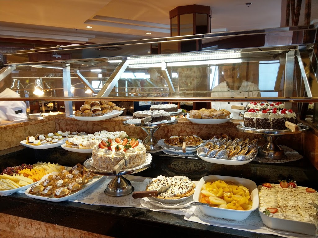 Summit Suite Buffet | 5200 Robinson St, Niagara Falls, ON L2G 2J3, Canada | Phone: (905) 356-2651