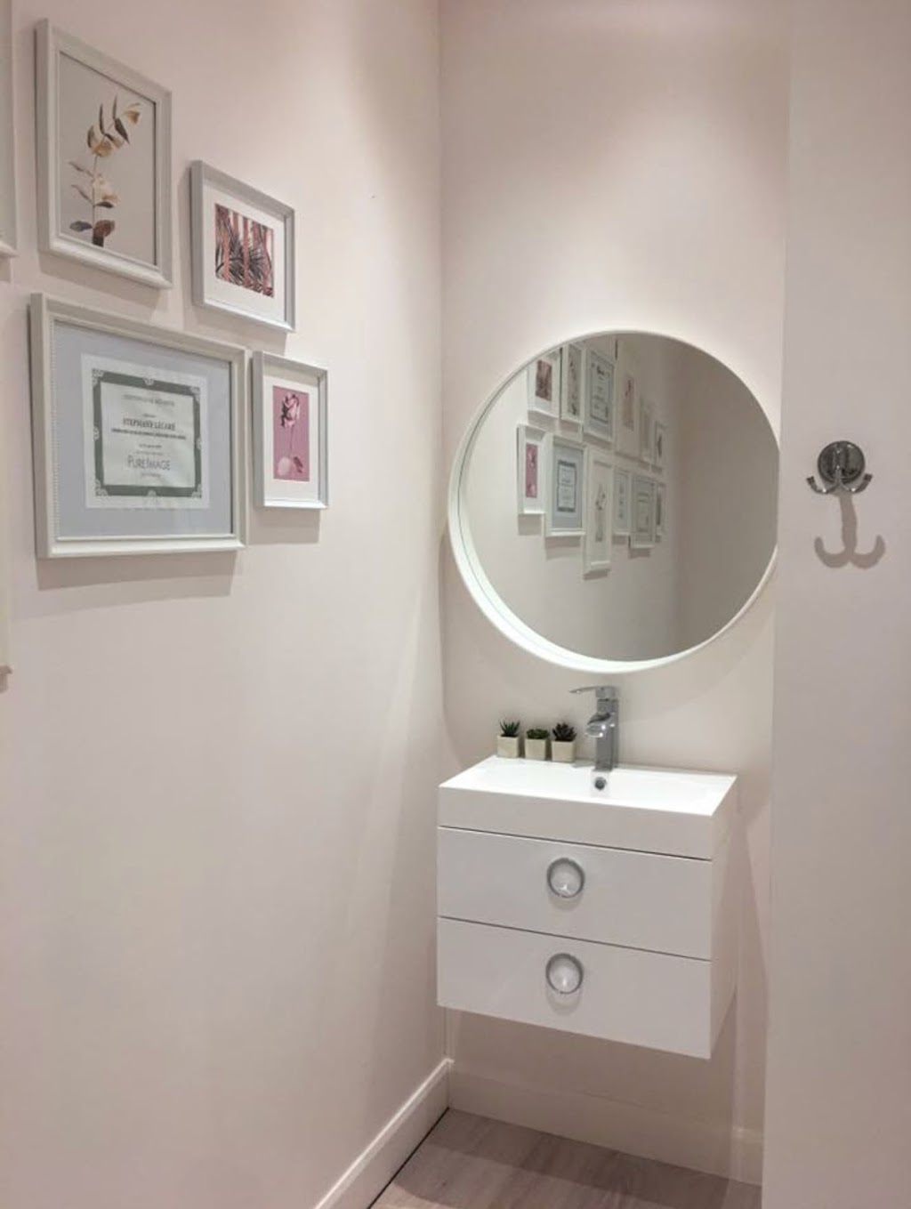 Addiction Sante Beaute | 893 Bd du Curé-Labelle, Blainville, QC J7C 2L3, Canada | Phone: (514) 242-9193