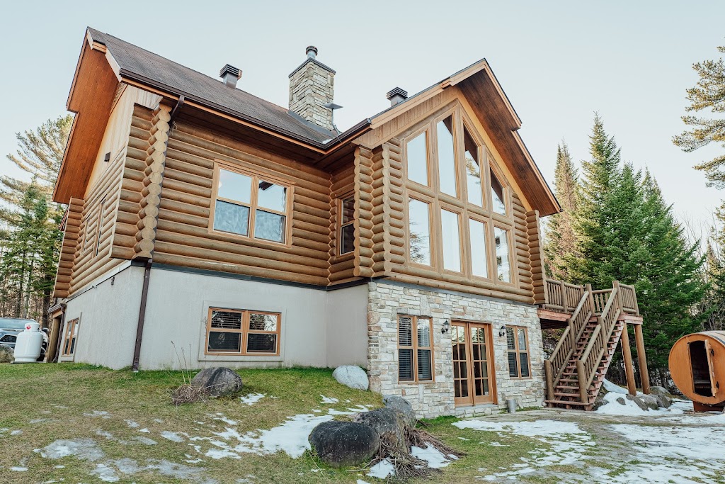 Chalet no. 87 by Fiddler Lake Resort® (Cerf-Deer) | 22 Chem. du Grand-Pic, Mille-Isles, QC J0R 1A0, Canada | Phone: (800) 721-0371